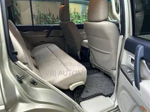 Mitsubishi Montero 2013