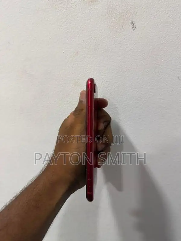 Apple iPhone XR (Used)