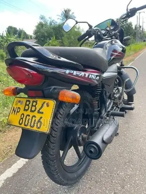 Bajaj Platina 100 2015