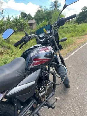 Bajaj Platina 100 2015