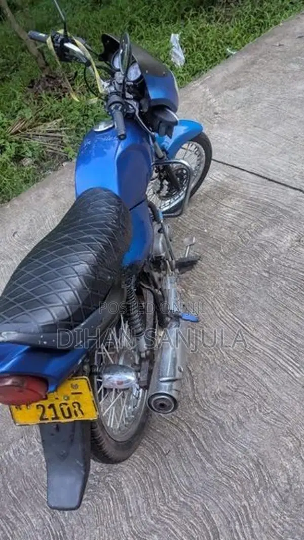 TVS Victor 2005
