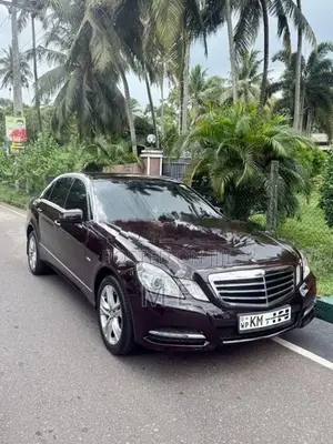 Mercedes Benz E200 W212 2010