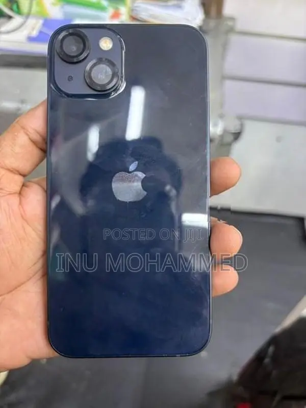 Apple iPhone 13 (Used)