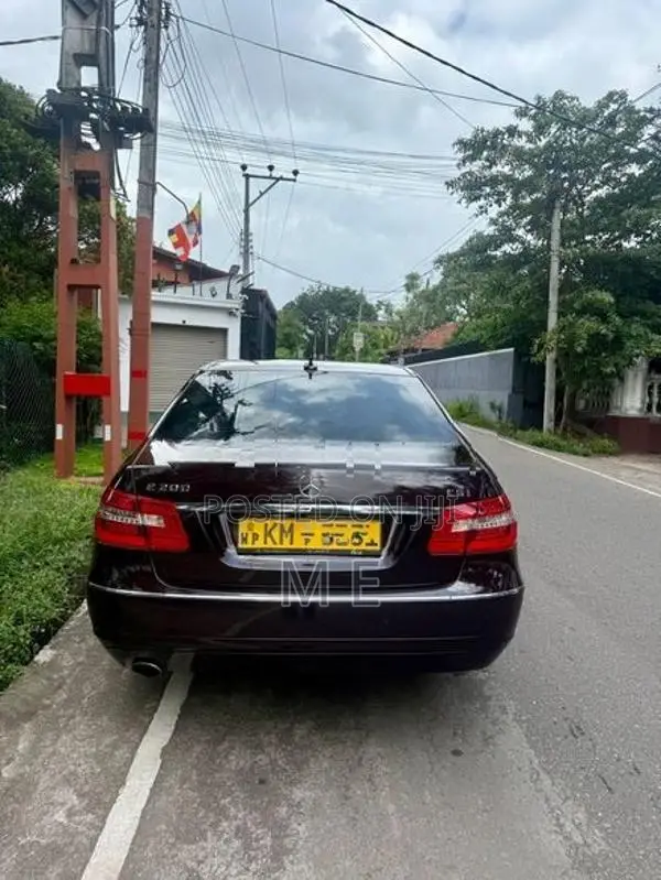 Mercedes Benz E200 W212 2010