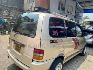 Nissan Serena cargo 1993