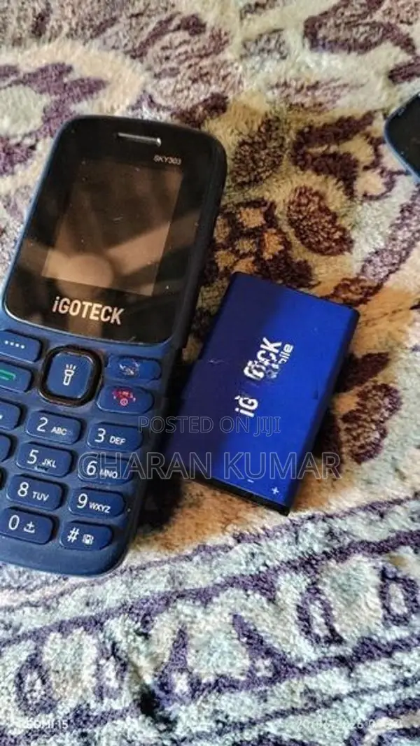 iGoteck Button Phone (Used)