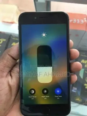 Apple iPhone 8 (Used)