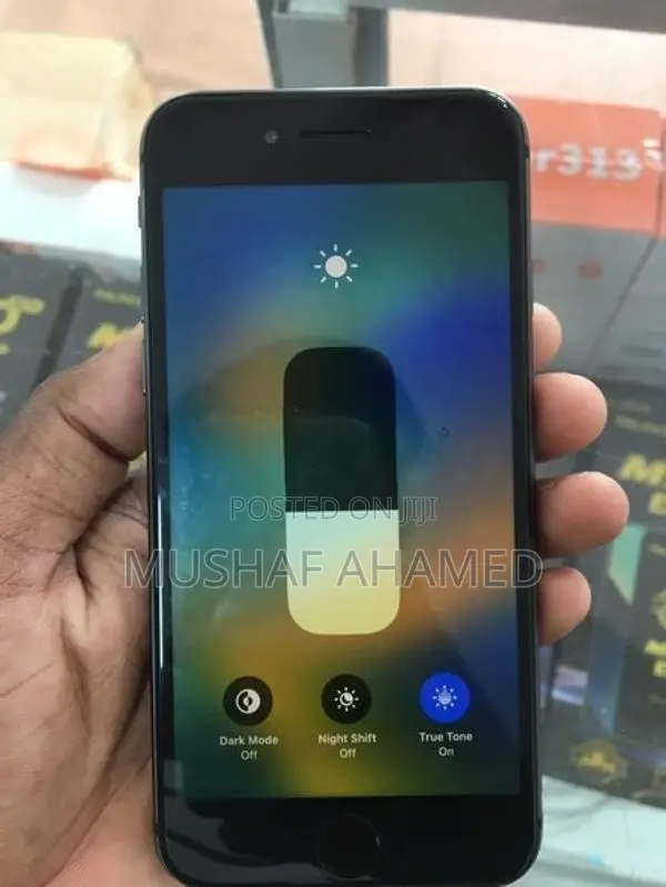 Apple iPhone 8 (Used)