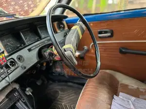 Nissan Sunny 1977