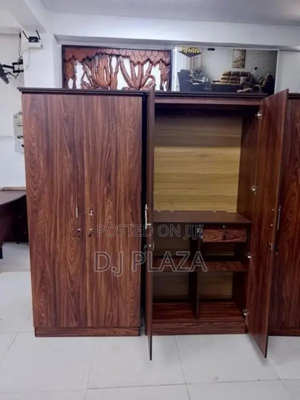 Almari 6 X3