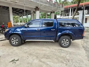 Toyota Hilux 2013