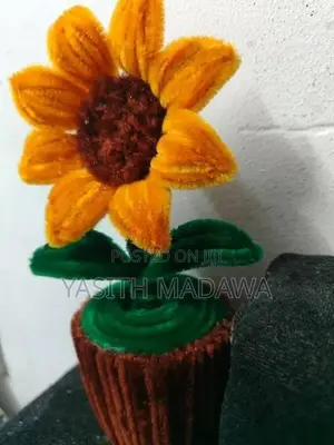 pipe cleaner sunflower pot