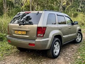Jeep Grand Cherokee 4700 V8 2006