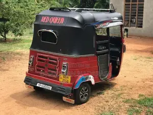Bajaj RE 2016