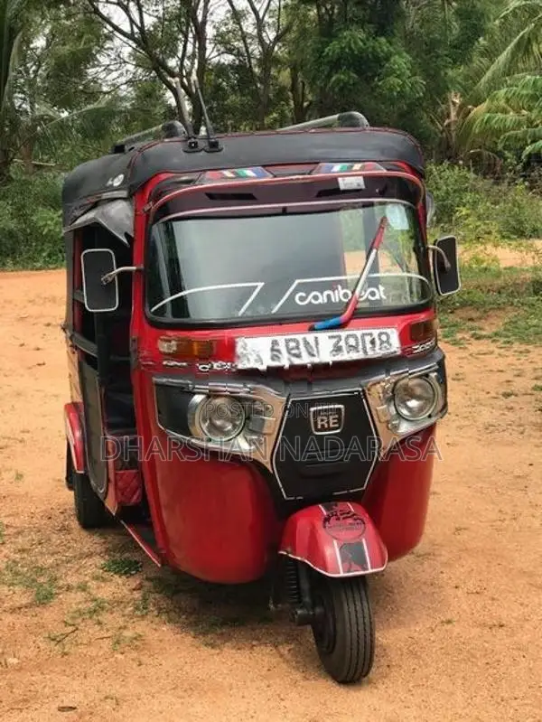 Bajaj RE 2016