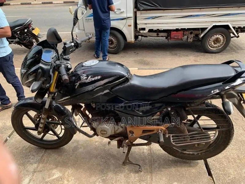 Bajaj Pulsar 150 2016