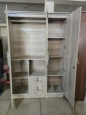New 3 Door Cupboard ( Wardrobe ) 6 * 4ft