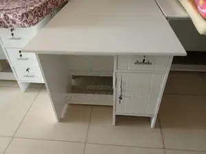 White Office Table (Q-35)
