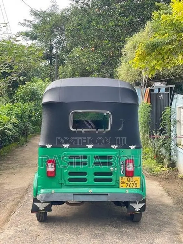 Bajaj RE Three Wheel 2006