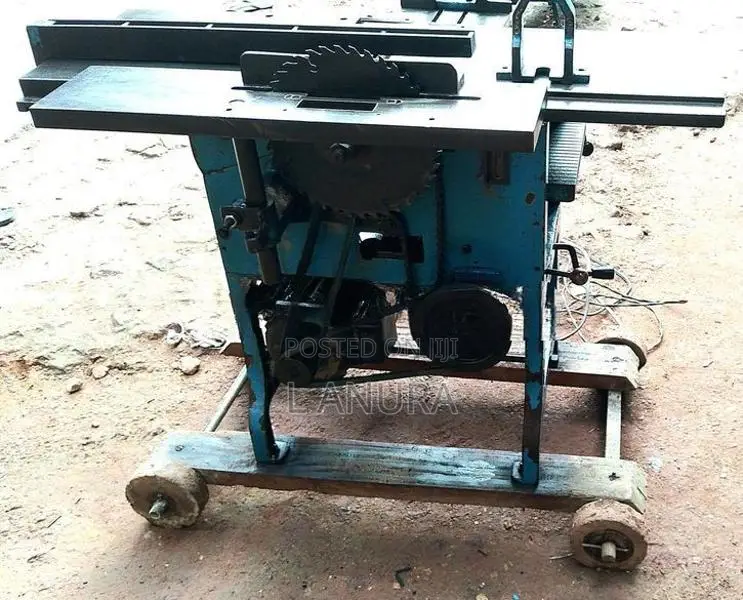 Wood cutter machine