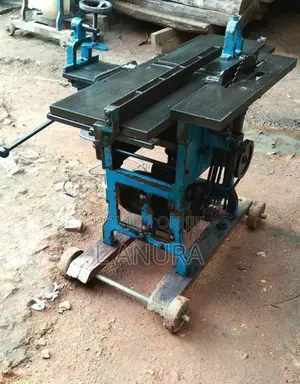 Wood cutter machine