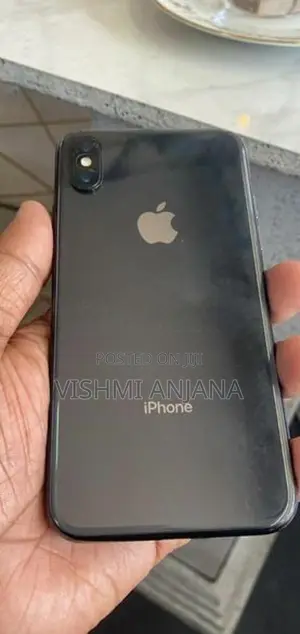 Apple iPhone X (Used)