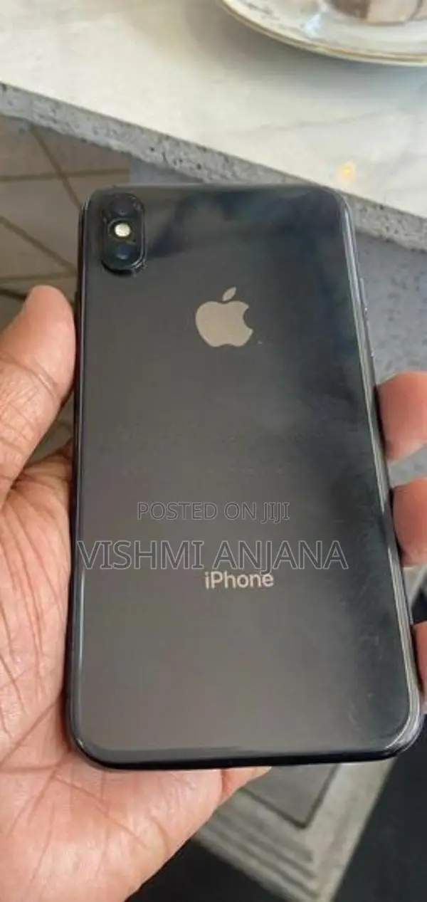 Apple iPhone X (Used)