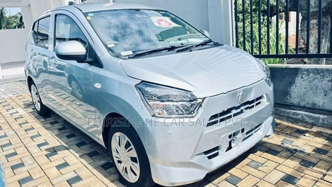 Daihatsu Mira X Grade silver 2025
