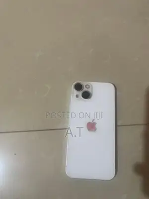 Apple iPhone 14 (Used)