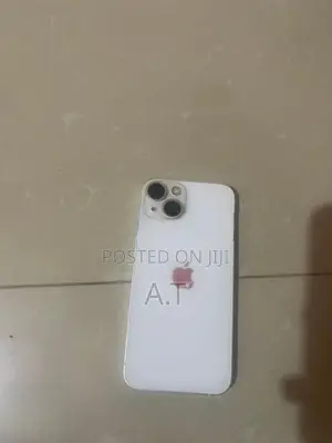 Apple iPhone 14 (Used)