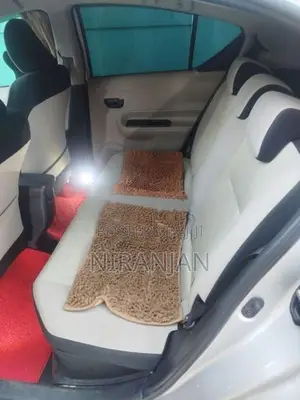 Toyota Aqua 2013