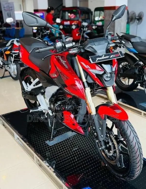 Bajaj Pulsar N160 Premium 2026