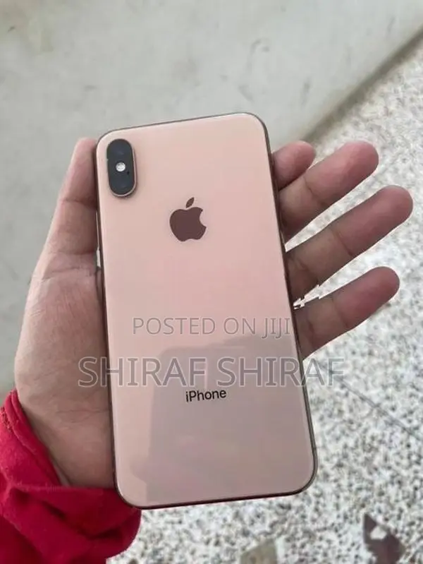 Apple iPhone XS (Used)