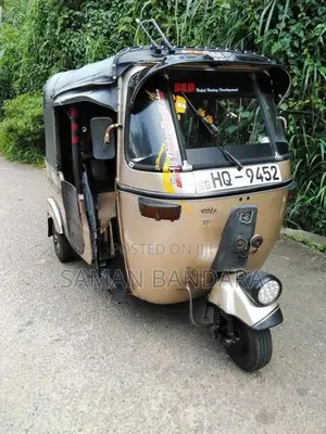 Bajaj RE 2003