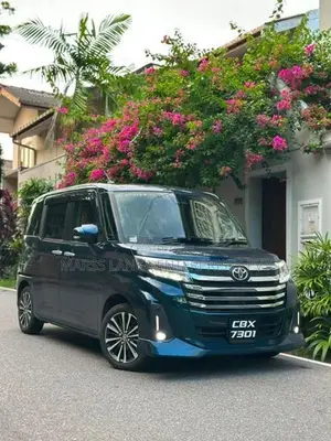 Toyota Roomy CUSTOM GT TURBO 2024