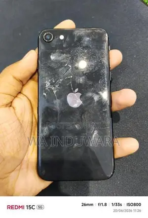 Apple iPhone SE 2 (Used)