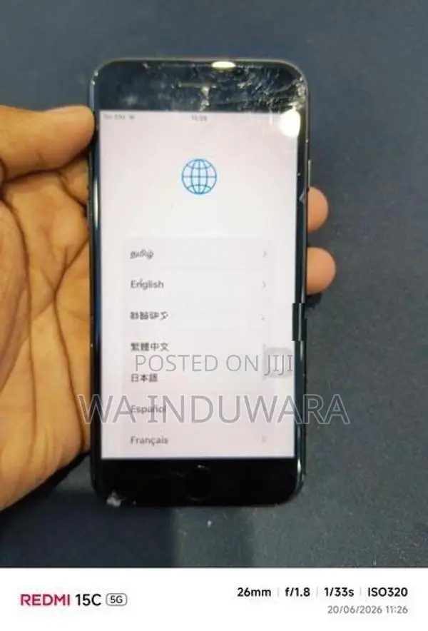 Apple iPhone SE 2 (Used)