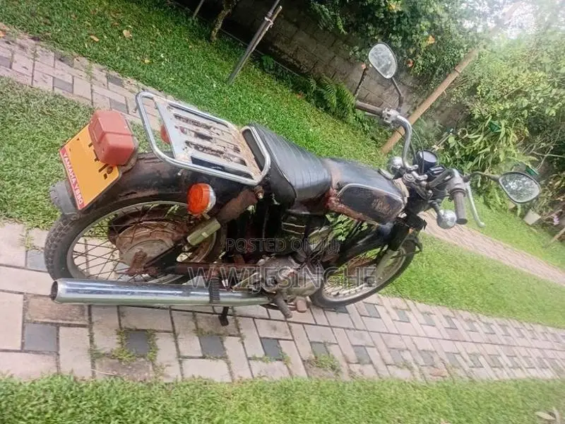 Yamaha YB90 1992