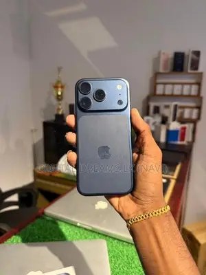 Apple iPhone 17 Pro 256gb (Brand New)