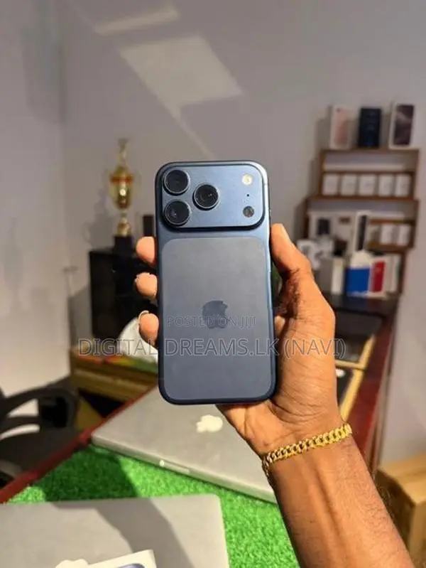 Apple iPhone 17 Pro 256gb (Brand New)