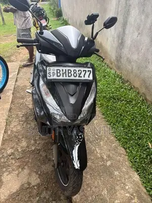 Honda Grazia 125 2018