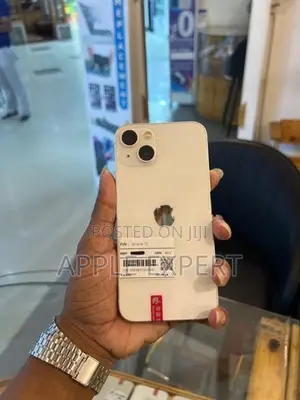 Apple iPhone 13 (Used)