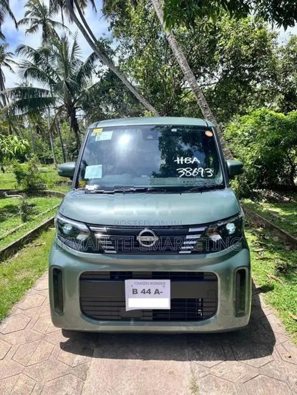 Nissan Roox S 2025