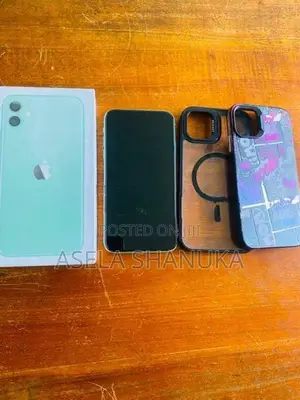 Apple iPhone 11 (Used)
