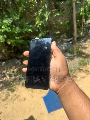 Samsung Galaxy S21 FE (Used)