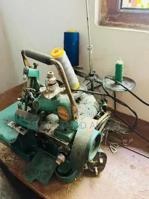 Overlock Sewing Machine