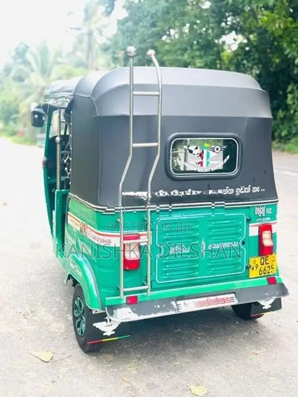 Bajaj RE 2006
