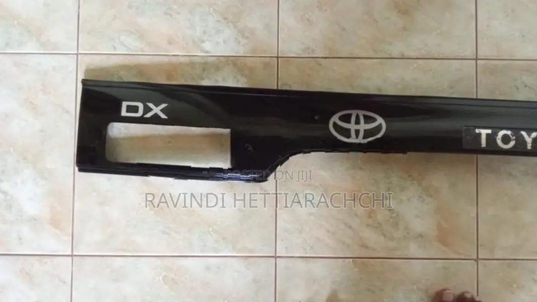 Toyota Townace Rear Garnish