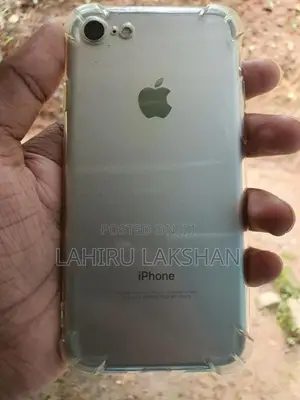 Apple iPhone 7 32GB (Used)