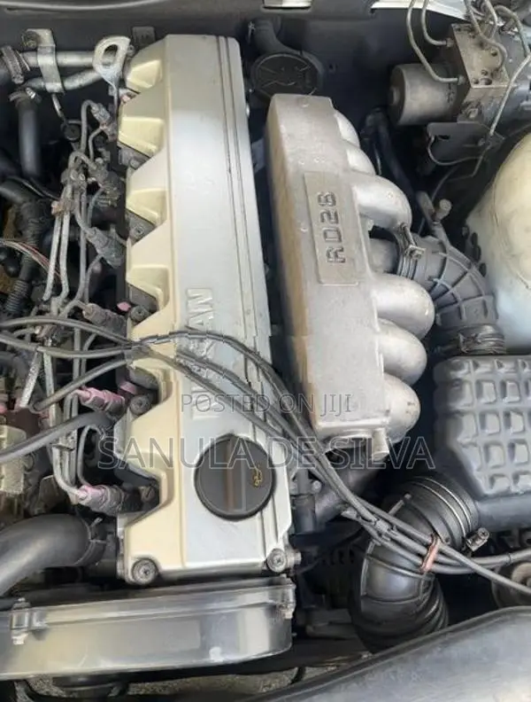 Nissan RD28 Diesel Engine with Gearbox & Wire Harness – For Sale